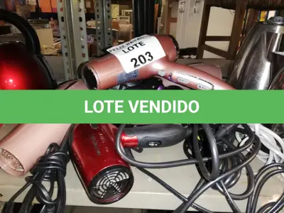 LOTE 203 - 6 SECADORES DE CABELO (NO ESTADO SEM GARANTIA DE FUNCIONAMENTO, SUJEITO A POSSÍVEIS AVARIAS VISÍVEIS/OCULTAS E/OU AUSÊNCIA DE COMPONENTES)