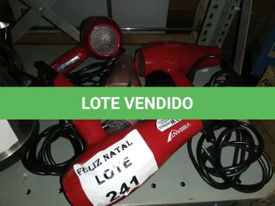 LOTE 241 - 4 SECADORES DE CABELO (NO ESTADO SEM GARANTIA DE FUNCIONAMENTO, SUJEITO A POSSÍVEIS AVARIAS VISÍVEIS/OCULTAS E/OU AUSÊNCIA DE COMPONENTES)