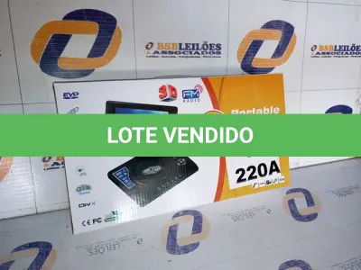 LOTE 220 - DVD PORTATIL 7,8 POLEGADAS (NO ESTADO SEM GARANTIA DE FUNCIONAMENTO, SUJEITO A POSSÍVEIS AVARIAS VISÍVEIS/OCULTAS E/OU AUSÊNCIA DE COMPONENTES)