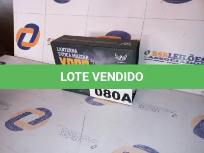 LOTE 080 - LANTERNA TÁTICA MILITAR X900 (NO ESTADO SEM GARANTIA DE FUNCIONAMENTO, SUJEITO A POSSÍVEIS AVARIAS VISÍVEIS/OCULTAS E/OU AUSÊNCIA DE COMPONENTES)