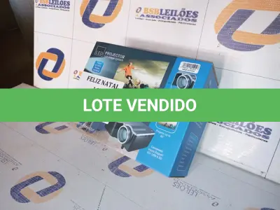 LOTE 050 - PROJETOR LED (NO ESTADO SEM GARANTIA DE FUNCIONAMENTO, SUJEITO A POSSÍVEIS AVARIAS VISÍVEIS/OCULTAS E/OU AUSÊNCIA DE COMPONENTES)
