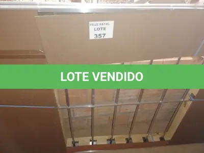 LOTE 357 - VITRO 4 FOLHAS 1,20 X 2,00 ALUMÍNIO C/BAND. C/GRADE (NO ESTADO SEM GARANTIA DE FUNCIONAMENTO, SUJEITO A POSSÍVEIS AVARIAS VISÍVEIS/OCULTAS E/OU AUSÊNCIA DE COMPONENTES)
