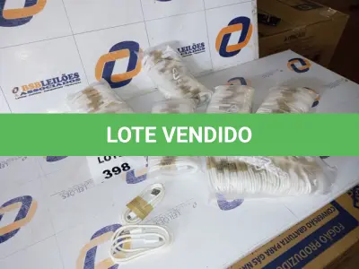 LOTE 398 - 120 CABOS CARREGADOR MICRO USB V8 (NO ESTADO SEM GARANTIA DE FUNCIONAMENTO, SUJEITO A POSSÍVEIS AVARIAS VISÍVEIS/OCULTAS E/OU AUSÊNCIA DE COMPONENTES)