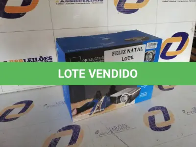 LOTE 290 - PROJETOR LED (NO ESTADO SEM GARANTIA DE FUNCIONAMENTO, SUJEITO A POSSÍVEIS AVARIAS VISÍVEIS/OCULTAS E/OU AUSÊNCIA DE COMPONENTES)