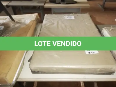 LOTE 345 - PAINEL TV ATE 32 POLEGADAS (NO ESTADO SEM GARANTIA DE FUNCIONAMENTO, SUJEITO A POSSÍVEIS AVARIAS VISÍVEIS/OCULTAS E/OU AUSÊNCIA DE COMPONENTES)