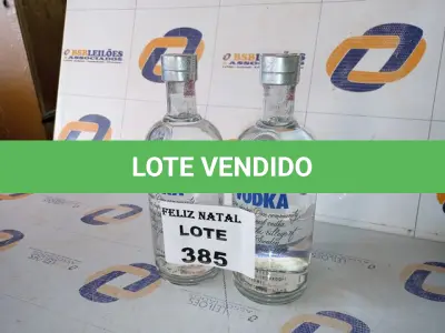 LOTE 385 - 2 VODKAS DESTILADA ABSOLUT GARRAFA 750ML (NO ESTADO SEM GARANTIA DE FUNCIONAMENTO, SUJEITO A POSSÍVEIS AVARIAS VISÍVEIS/OCULTAS E/OU AUSÊNCIA DE COMPONENTES)