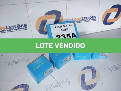 LOTE 235 - 8 MICRO CÂMERAS ESPIA LENTE FORMATO PARAFUSO (NO ESTADO SEM GARANTIA DE FUNCIONAMENTO, SUJEITO A POSSÍVEIS AVARIAS VISÍVEIS/OCULTAS E/OU AUSÊNCIA DE COMPONENTES)