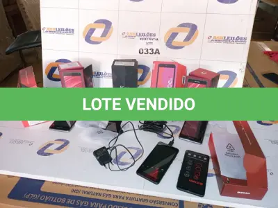 LOTE 033 - 6 CELULARES DIVERSOS (NO ESTADO SEM GARANTIA DE FUNCIONAMENTO, SUJEITO A POSSÍVEIS AVARIAS VISÍVEIS/OCULTAS E/OU AUSÊNCIA DE COMPONENTES)
