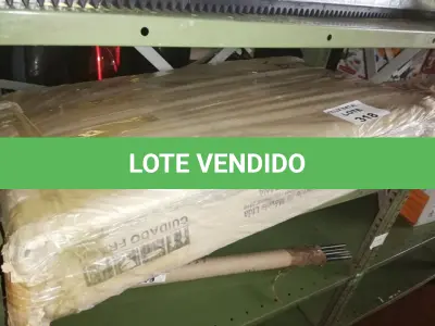 LOTE 318 - KIT SUSPENSO LILI 4 PORTAS E 1 GAVETA - POQUEMA (NO ESTADO SEM GARANTIA DE FUNCIONAMENTO, SUJEITO A POSSÍVEIS AVARIAS VISÍVEIS/OCULTAS E/OU AUSÊNCIA DE COMPONENTES)