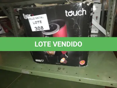 LOTE 308 - MÁQUINA DE CAFÉ TRES TOUCH 220 VOLTS VERMELHA (NO ESTADO SEM GARANTIA DE FUNCIONAMENTO, SUJEITO A POSSÍVEIS AVARIAS VISÍVEIS/OCULTAS E/OU AUSÊNCIA DE COMPONENTES)