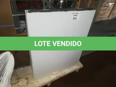 LOTE 333 - MESA DOBRAVEL (NO ESTADO SEM GARANTIA DE FUNCIONAMENTO, SUJEITO A POSSÍVEIS AVARIAS VISÍVEIS/OCULTAS E/OU AUSÊNCIA DE COMPONENTES)