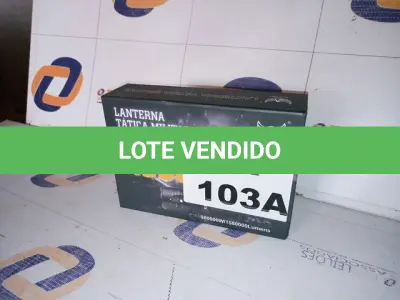 LOTE 103 - LANTERNA TÁTICA MILITAR X900 (NO ESTADO SEM GARANTIA DE FUNCIONAMENTO, SUJEITO A POSSÍVEIS AVARIAS VISÍVEIS/OCULTAS E/OU AUSÊNCIA DE COMPONENTES)