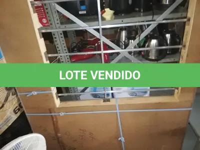 LOTE 332 - VITRO 4 FOLHAS 1,20 X 2,00 ALUMÍNIO C/BAND. C/GRADE (NO ESTADO SEM GARANTIA DE FUNCIONAMENTO, SUJEITO A POSSÍVEIS AVARIAS VISÍVEIS/OCULTAS E/OU AUSÊNCIA DE COMPONENTES)