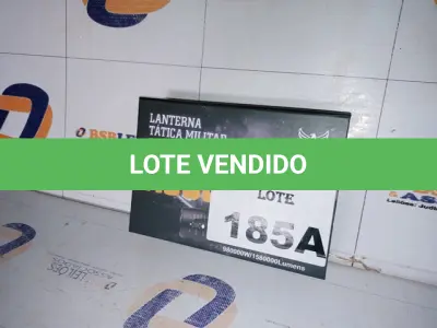 LOTE 185 - LANTERNA TÁTICA MILITAR X900 (NO ESTADO SEM GARANTIA DE FUNCIONAMENTO, SUJEITO A POSSÍVEIS AVARIAS VISÍVEIS/OCULTAS E/OU AUSÊNCIA DE COMPONENTES)
