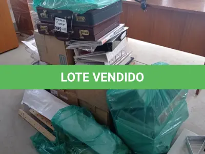 LOTE 099 - 01-LOTE C/ PASTAS PARA ESCRITÓRIO, E 02-MALETAS (NO ESTADO)