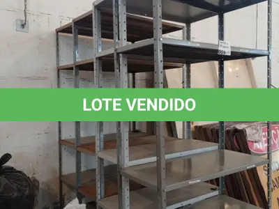 LOTE 009 - 04-ESTANTES EM FERRO C/05-PRATELEIRAS (NO ESTADO)