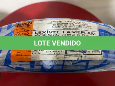 LOTE 112 - 01 ROLO DE CABO FLEXÍVEL LAMEFLAM 6MM COM 100 METROS MARCA LAMESA  COR AZUL(NOVO)(NO ESTADO)