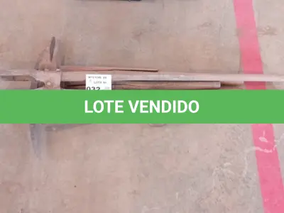 LOTE 032 - 01-KIT FERRAMENTA 03-PICARETAS ,01CHAVE INGLESA ,01 CAVADEIRA (NO ESTADO)