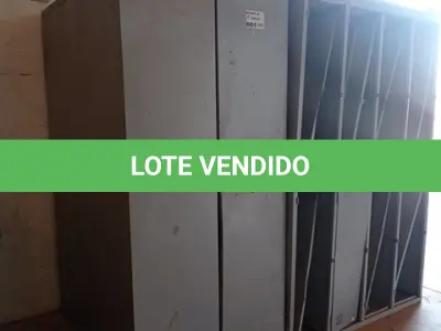 LOTE 001 - 01- LOTE CONTENDO: ARMÁRIOS, ROUPEIROS (SUCATA) (NO ESTADO)