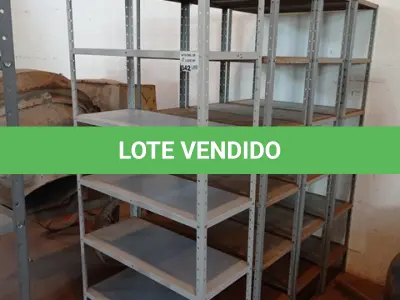 LOTE 042 - 04-ESTANTES EM FERRO C/05-PRATELEIRAS (NO ESTADO)