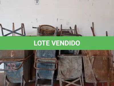 LOTE 070 - 06-CARRINHOS PARA OBRA (JERICO), 03-CARRINHOS DE MÃO. (NO ESTADO)