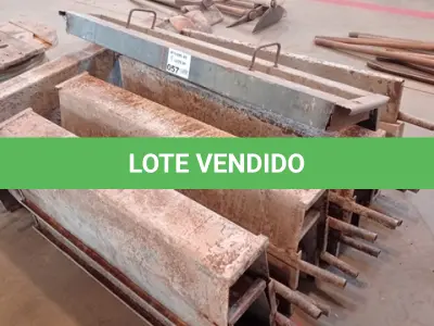 LOTE 057 - 01-LOTE C/FORMAS DE MEIO FIO (NO ESTADO)