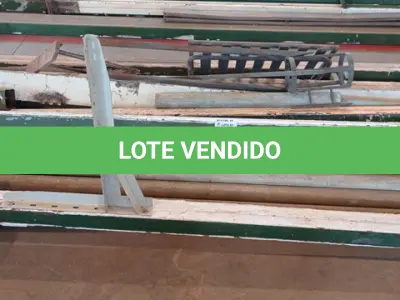 LOTE 049 - 01-LOTE C/ FERRAGENS DIVERSAS (NO ESTADO)