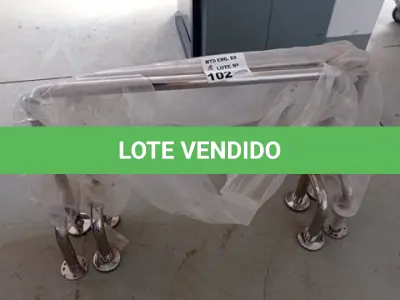 LOTE 102 - 02-BARRA DE APOIO EM INOX (NO ESTADO)