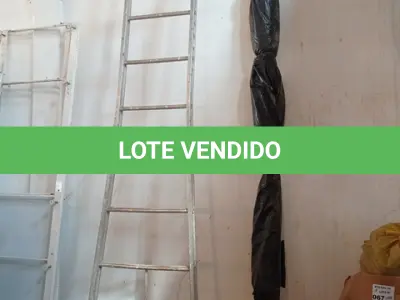 LOTE 066 - 01-ESCADA EM ALUMÍNIO (NO ESTADO)