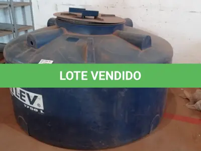 LOTE 041 - 01-CAIXA DE D’AGUA 1.500 LITROS (NO ESTADO)