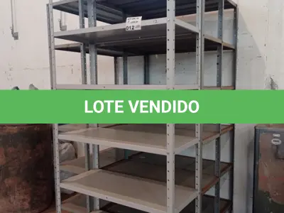 LOTE 012 - 04-ESTANTES EM FERRO C/05-PRATELEIRAS (NO ESTADO)