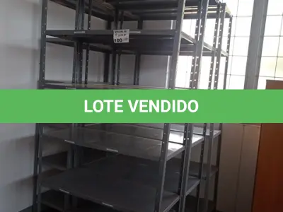 LOTE 100 - 04-ESTANTES EM FERRO C/05-PRATELEIRAS (NO ESTADO)