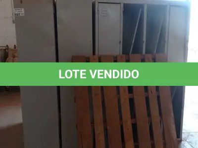 LOTE 027 - 01-LOTE CONTENDO ARMÁRIOS ROUPEIROS (SUCATA) (NO ESTADO)