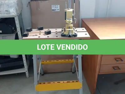 LOTE 081 - 01-CAVALETE EM MADEIRA , 01-SUPORTE PARA FURADEIRA 01-BANCADA PARA FERRAMENTAS (NO ESTADO)