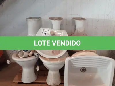 LOTE 074 - 01-LOTE C/08-VASOS SANITÁRIOS, 02-PIAS E01-TANQUE (NO ESTADO)