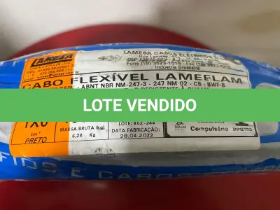 LOTE 120 - 01 ROLO DE CABO FLEXÍVEL LAMEFLAM 6MM COM 100 METROS MARCA LAMESA COR PRETA (NOVO)(NO ESTADO)