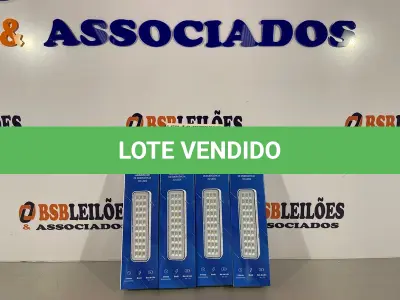 LOTE 002 - 04 LÂMPADAS DE LED DE EMERÊNCIAE (NO ESTADO, NÃO SABEMOS SE FUNCIONA. LEILÃO NÃO TEM GARANTIA E NEM DEVOLUÇÃO)
