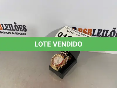 LOTE 018 - 01 RELÓGIO FULL METALL DOURADO (NO ESTADO, NÃO SABEMOS SE FUNCIONA. LEILÃO NÃO TEM GARANTIA E NEM DEVOLUÇÃO)