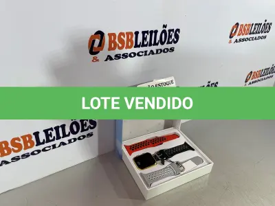LOTE 023 - 01 SMARTWATCH COM MULTIPLAS PULSEIRAS (NO ESTADO, NÃO SABEMOS SE FUNCIONA. LEILÃO NÃO TEM GARANTIA E NEM DEVOLUÇÃO)