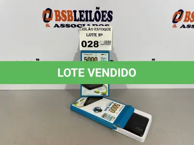LOTE 028 - 02 POWERBANKS NA COR PRETA (NO ESTADO, NÃO SABEMOS SE FUNCIONA. LEILÃO NÃO TEM GARANTIA E NEM DEVOLUÇÃO)