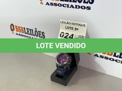 LOTE 024 - 01 RELÓGIO AZUL COM PULSEIRA EMBORRACHADA NA COR PRETA (NO ESTADO, NÃO SABEMOS SE FUNCIONA. LEILÃO NÃO TEM GARANTIA E NEM DEVOLUÇÃO)