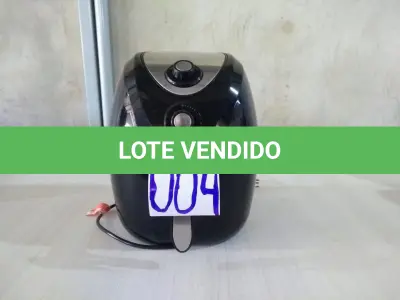 LOTE 004 - 01 (UMA) FRITADEIRA “AIR FRYER”, NA COR PRETA, MARCA “PHILCO”. (NO ESTADO).