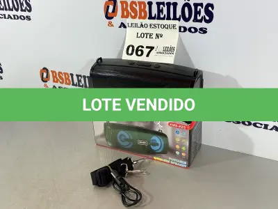 LOTE 067 - 01 CAIXA DE SOM TAMANHO M (NO ESTADO, NÃO SABEMOS SE FUNCIONA. LEILÃO NÃO TEM GARANTIA E NEM DEVOLUÇÃO)