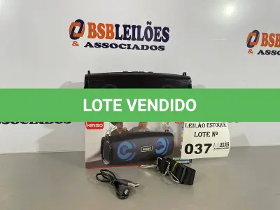 LOTE 037 - 01 CAIXA DE SOM TAMANHO M (NO ESTADO, NÃO SABEMOS SE FUNCIONA. LEILÃO NÃO TEM GARANTIA E NEM DEVOLUÇÃO)