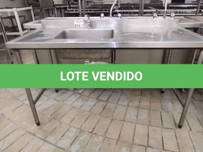 LOTE 013 - 01 PIA EM INOX COM 01 CUBA FUNDA.(NO ESTADO DE CONSERVAÇÃO QUE SE ENCONTRA. LEILÃO NÃO TEM GARANTIA E NEM DEVOLUÇÃO).