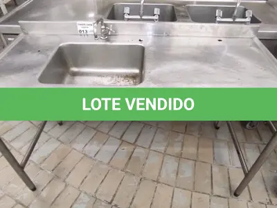 LOTE 013 - 01 PIA EM INOX COM 01 CUBA FUNDA.(NO ESTADO DE CONSERVAÇÃO QUE SE ENCONTRA. LEILÃO NÃO TEM GARANTIA E NEM DEVOLUÇÃO).
