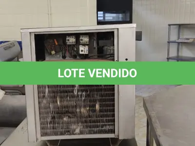 LOTE 040 - 01 MÁQUINA DE GELO TRITURADO. (NO ESTADO, NÃO SABEMOS SE FUNCIONA. LEILÃO NÃO TEM GARANTIA E NEM DEVOLUÇÃO).