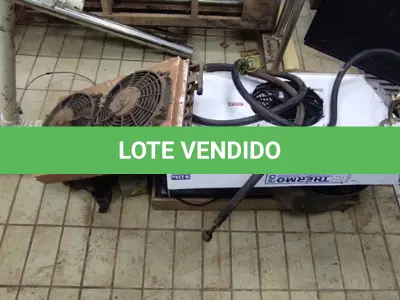 LOTE 035 - 01 BOMBA D’AGUA, 01 EXAUSTOR E MATERIAIS DIVERSOS. (NO ESTADO, NÃO SABEMOS SE FUNCIONA. LEILÃO NÃO TEM GARANTIA E NEM DEVOLUÇÃO).