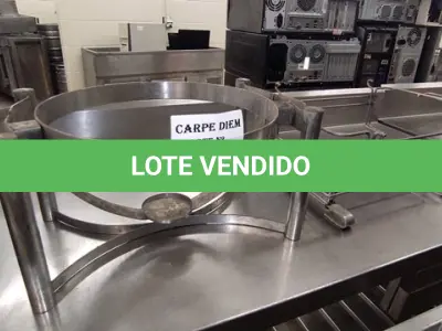 LOTE 017 - 01 BASE PARA APOIO DE RÉCHAUD REDONDO E OUTRA RETANGULAR.(NO ESTADO DE CONSERVAÇÃO QUE SE ENCONTRAM. LEILÃO NÃO TEM GARANTIA E NEM DEVOLUÇÃO).