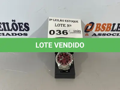 LOTE 036 - 01 RELÓGIO PRATEADO PREMIUM (NO ESTADO, NÃO SABEMOS SE FUNCIONA. LEILÃO NÃO TEM GARANTIA E NEM DEVOLUÇÃO)